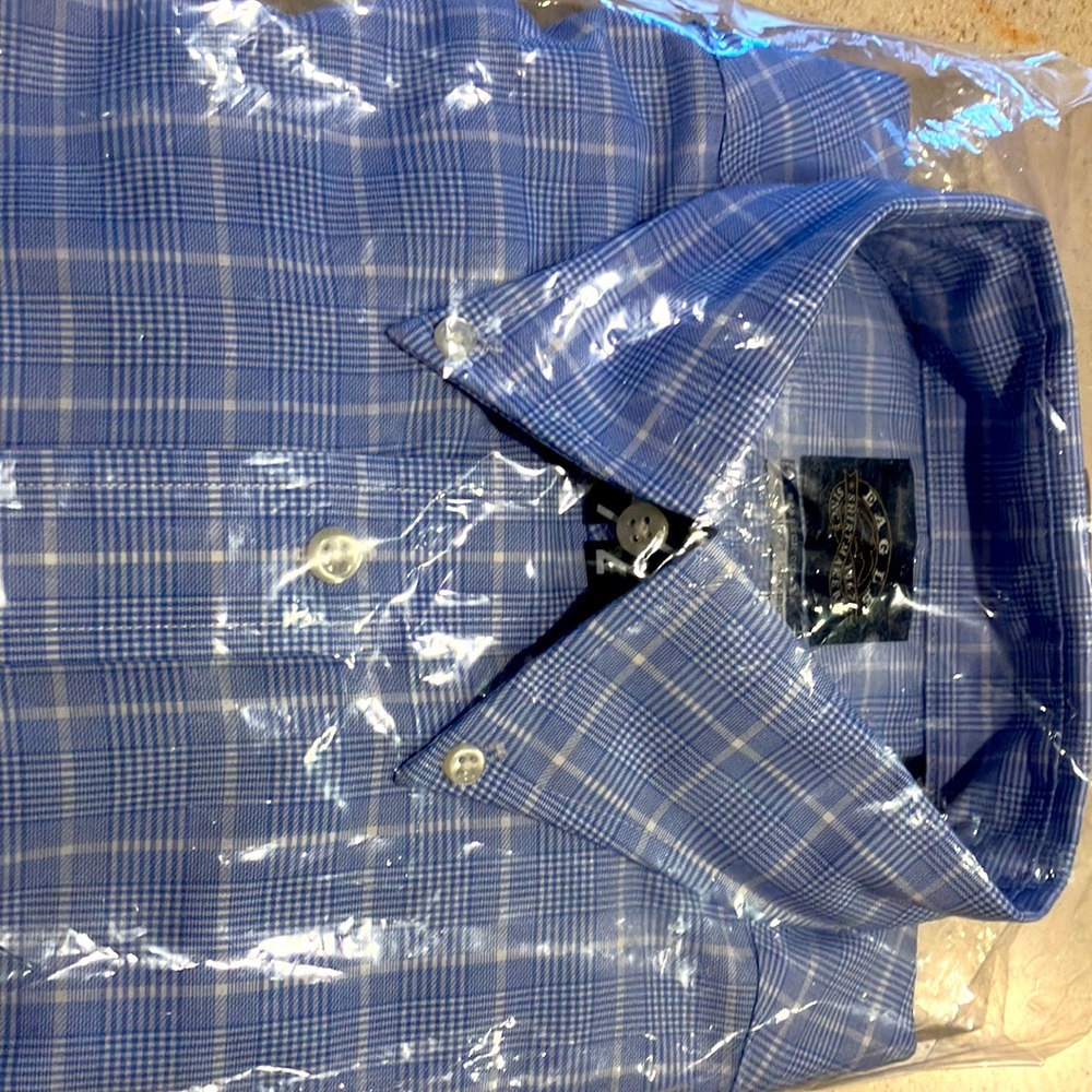 Brand new Eagle long sleeve button down dress shirt